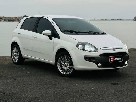 FIAT PUNTO 1.6 ESSENCE 16V FLEX 4P MANUAL